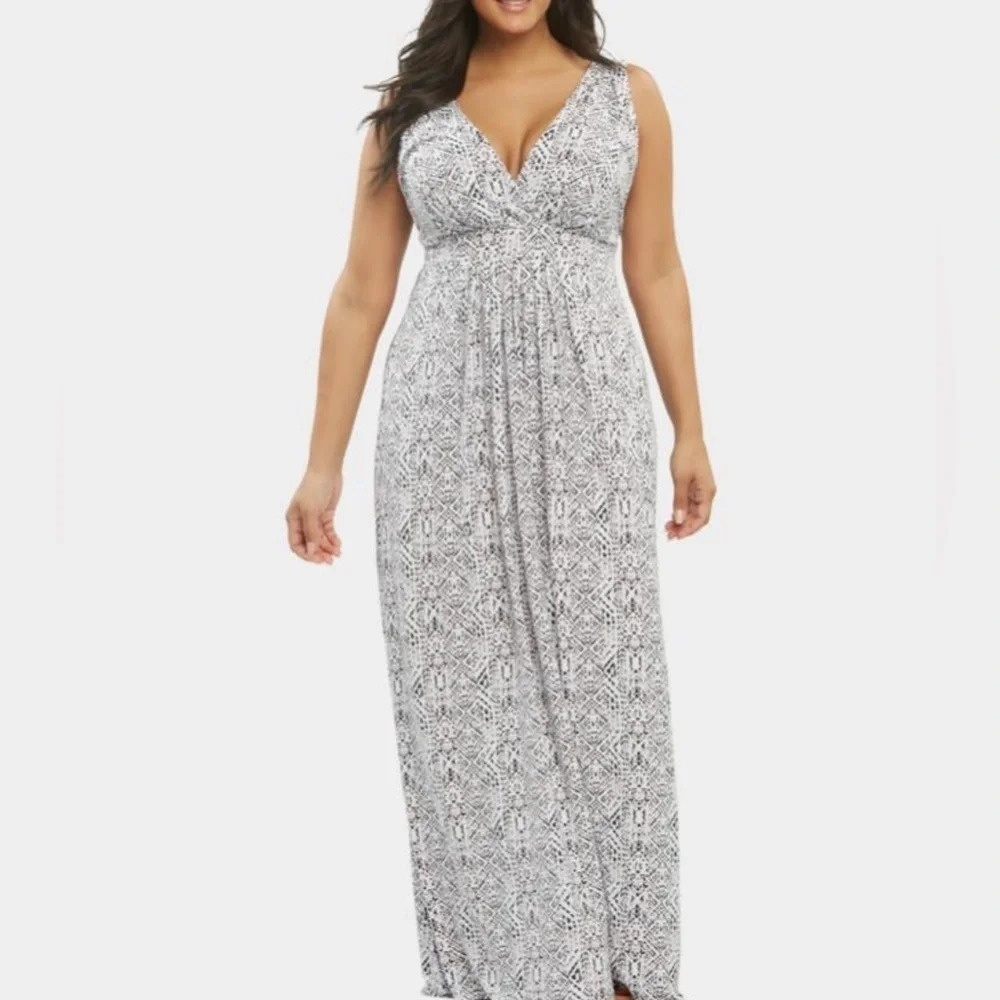 J Jill V-Neck Paisley Maxi Dress